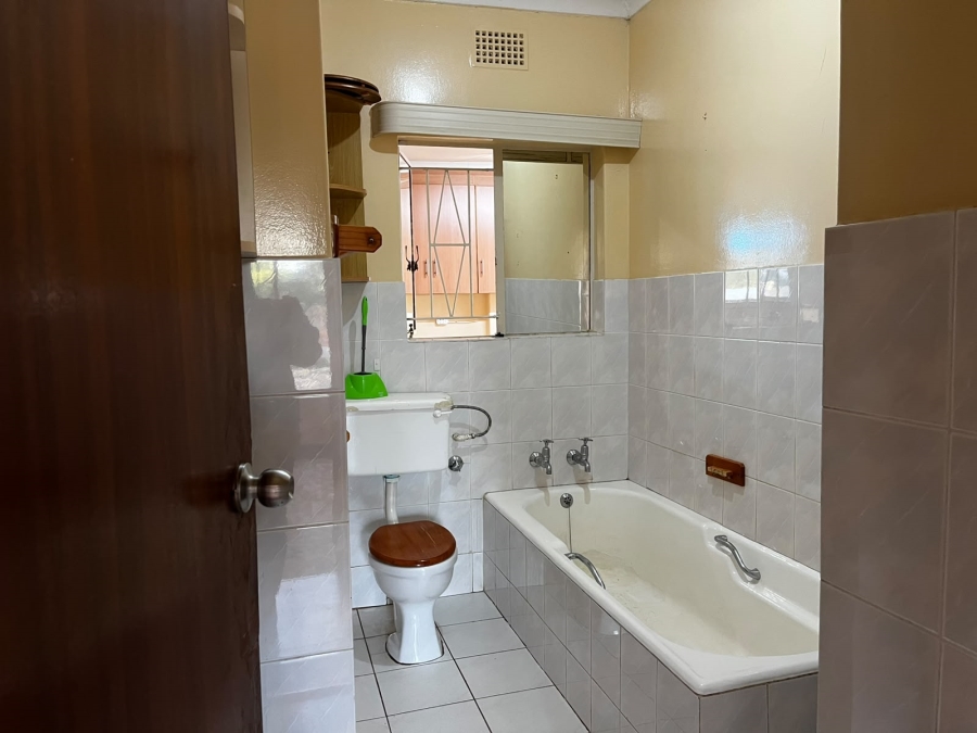 3 Bedroom Property for Sale in La Hoff North West